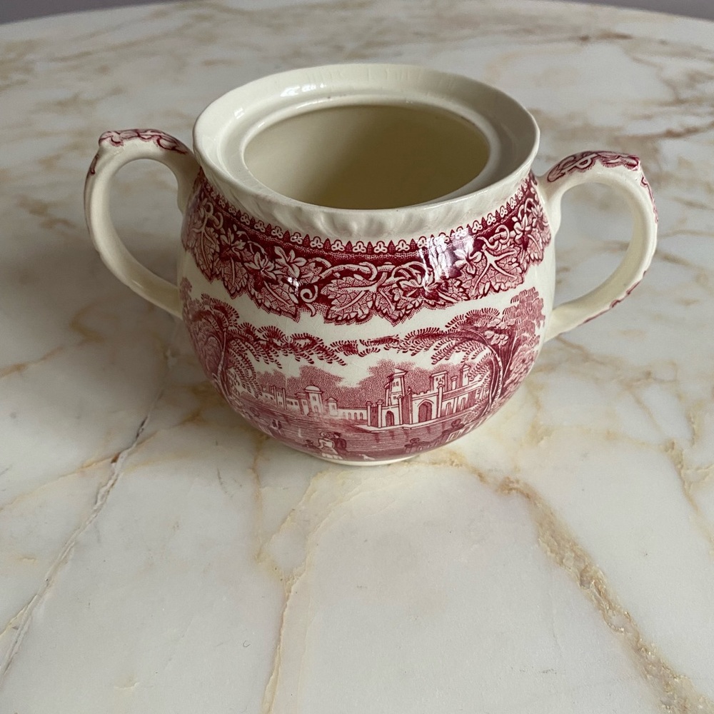 Mason’s China sugar bowl